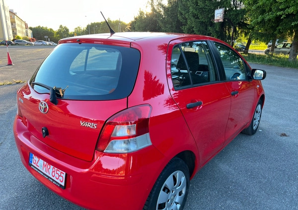 Toyota Yaris cena 21500 przebieg: 132580, rok produkcji 2010 z Tarnów małe 631